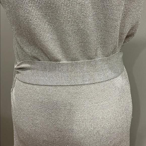 Ann Taylor Cream Maxi Dress V Neck - Picture 6 of 10